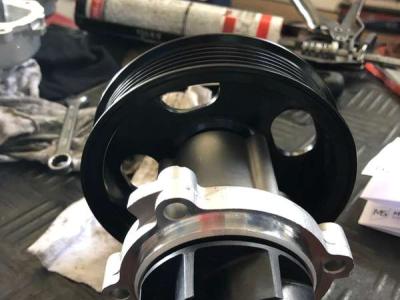 Τρόμπα τιμονιού Φορτηγού Γεραλής Service Φορτηγών, Ευθυγράμμιση, Ζυγοστάθμιση, Service Φορτηγών, Service Αυτοκινήτων, Κινητό Συνεργείο, Διαγνωστικός Έλεγχος , Έλεγχος ΚΤΕΟ, Διαγνωστικός Έλεγχος Φορτηγών, Διαγνωστικός Έλεγχος Αυτοκινήτων, Φρένα Φορτηγών, Φρένα Αυτοκινήτων, Σασμάν / Δίσκο Πλατώ Φορτηγών